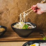 Miska ceramiczna ramen 1L czarna z pałeczkami
