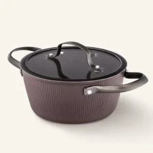 Garnek aluminiowy z pokrywką 20 cm brązowy