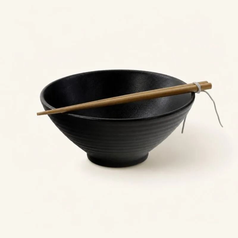 Miska ceramiczna ramen 1L czarna z pałeczkami
