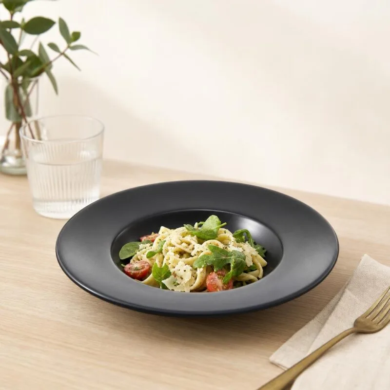 Talerz do pasty ceramiczny głęboki 24 cm czarny