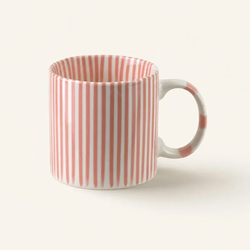 Kubek ceramiczny w paski 380 ml Ronnie różowy