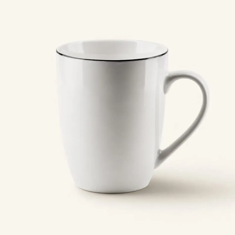 Kubek porcelanowy z czarnym rantem 370 ml Simple biały