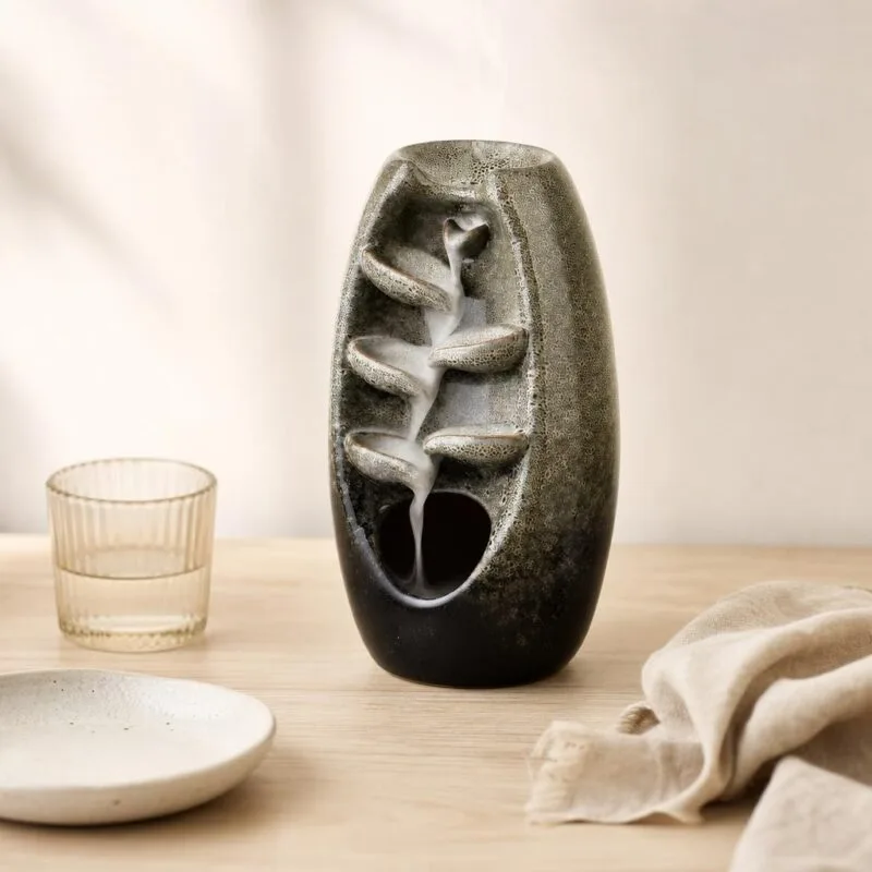 Kominek ceramiczny wodospad dymu 20 cm