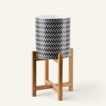 Doniczka ceramiczna na drewnianym stojaku 40 cm Ava czarna