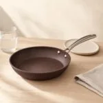 Patelnia aluminiowa 24 cm brązowa
